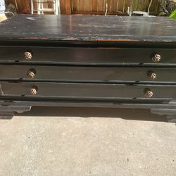 Black Chest