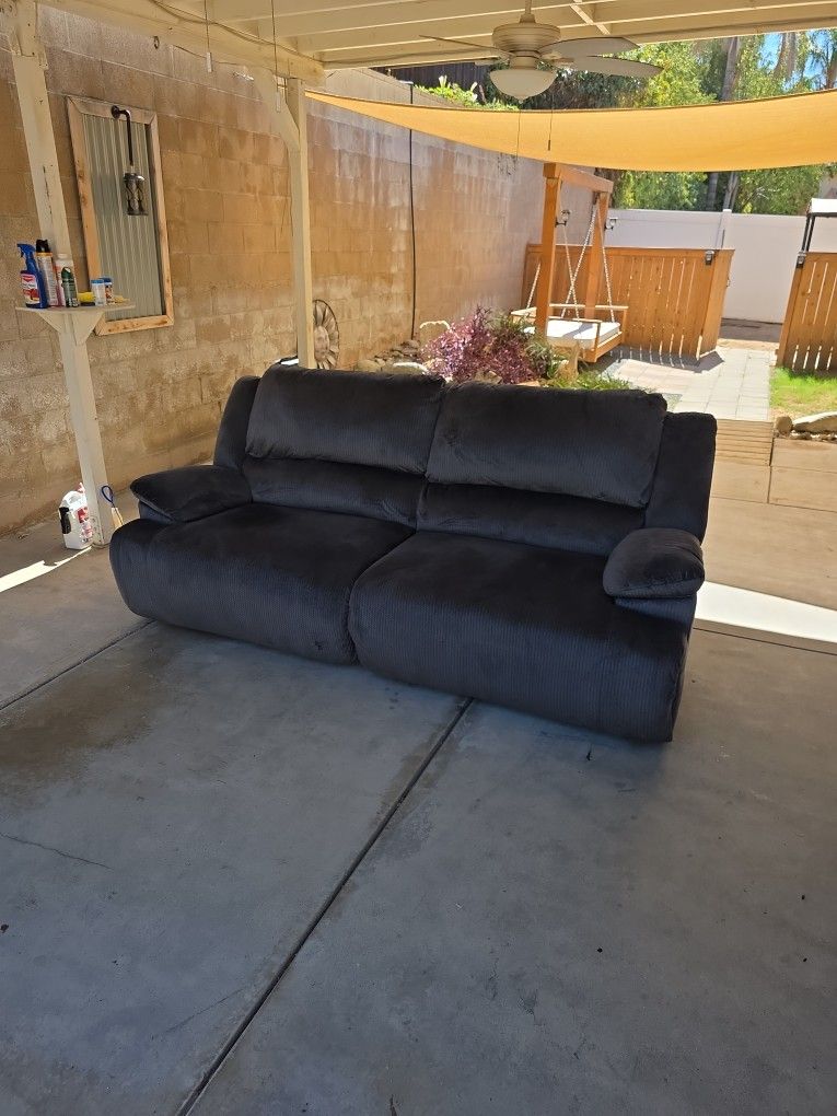 Reclining Sofa