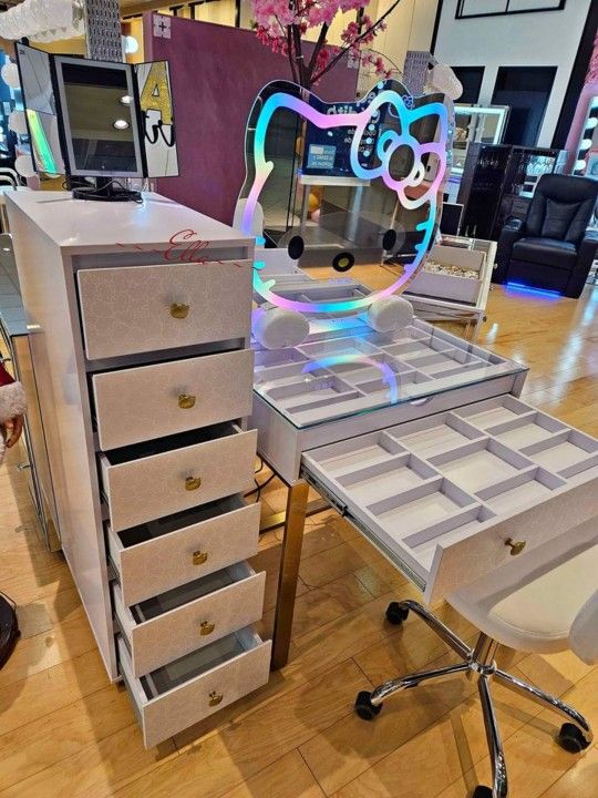 Make-up Vanity's $10 Down Payment Financing and Delivery available