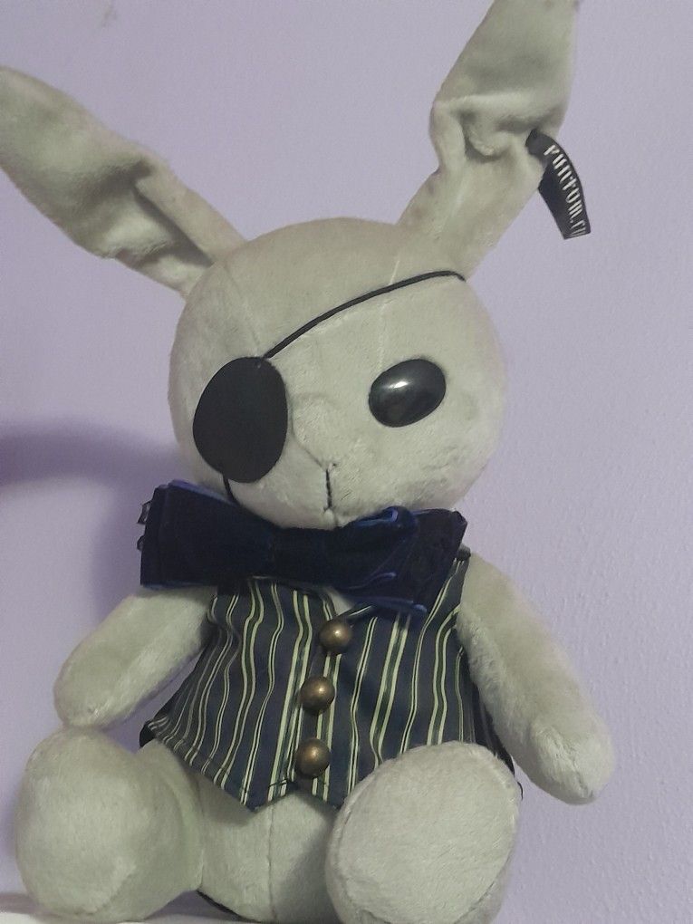 [Anime: Black Butler] Funtom Bitter Rabbit Plushie
