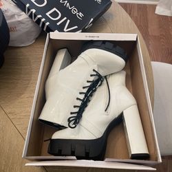 White Faux Patent Leather Heel Boots Size 7.5