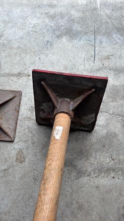 Texture mat tamper