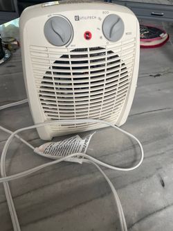 Utilitech Compact Electric Space Heater