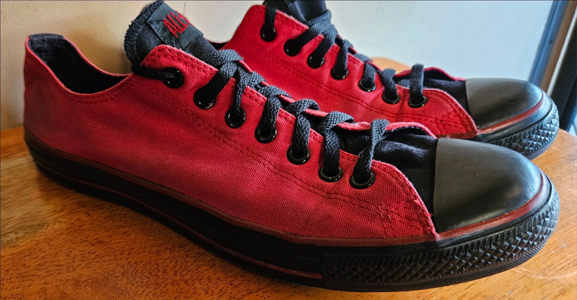 VINTAGE CONVERSE CHUCK TAYLOR'S