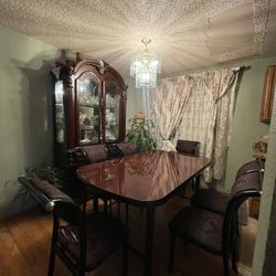 Dinning table set w/ 6 chairs 