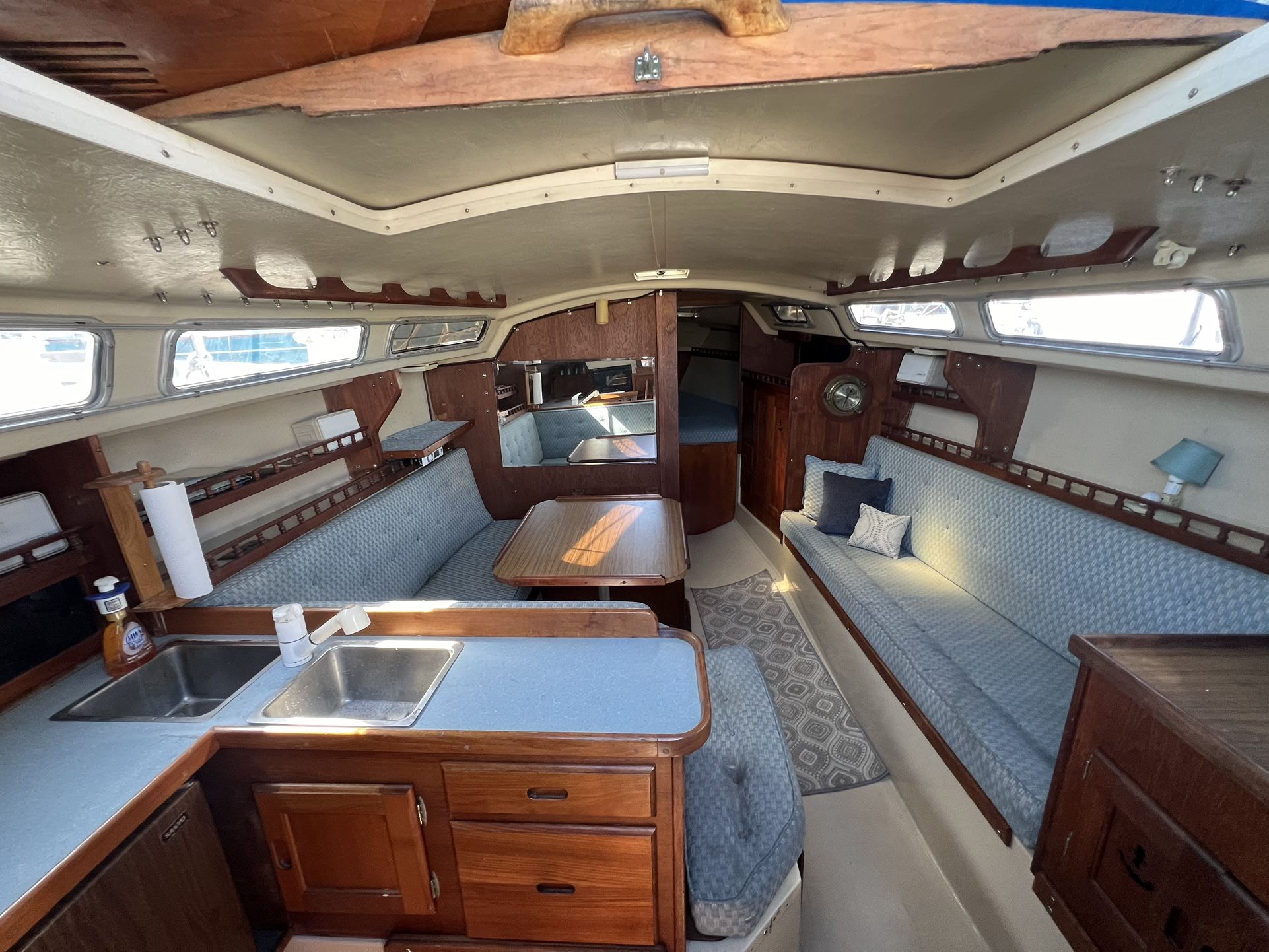 Catalina 30 sailboat