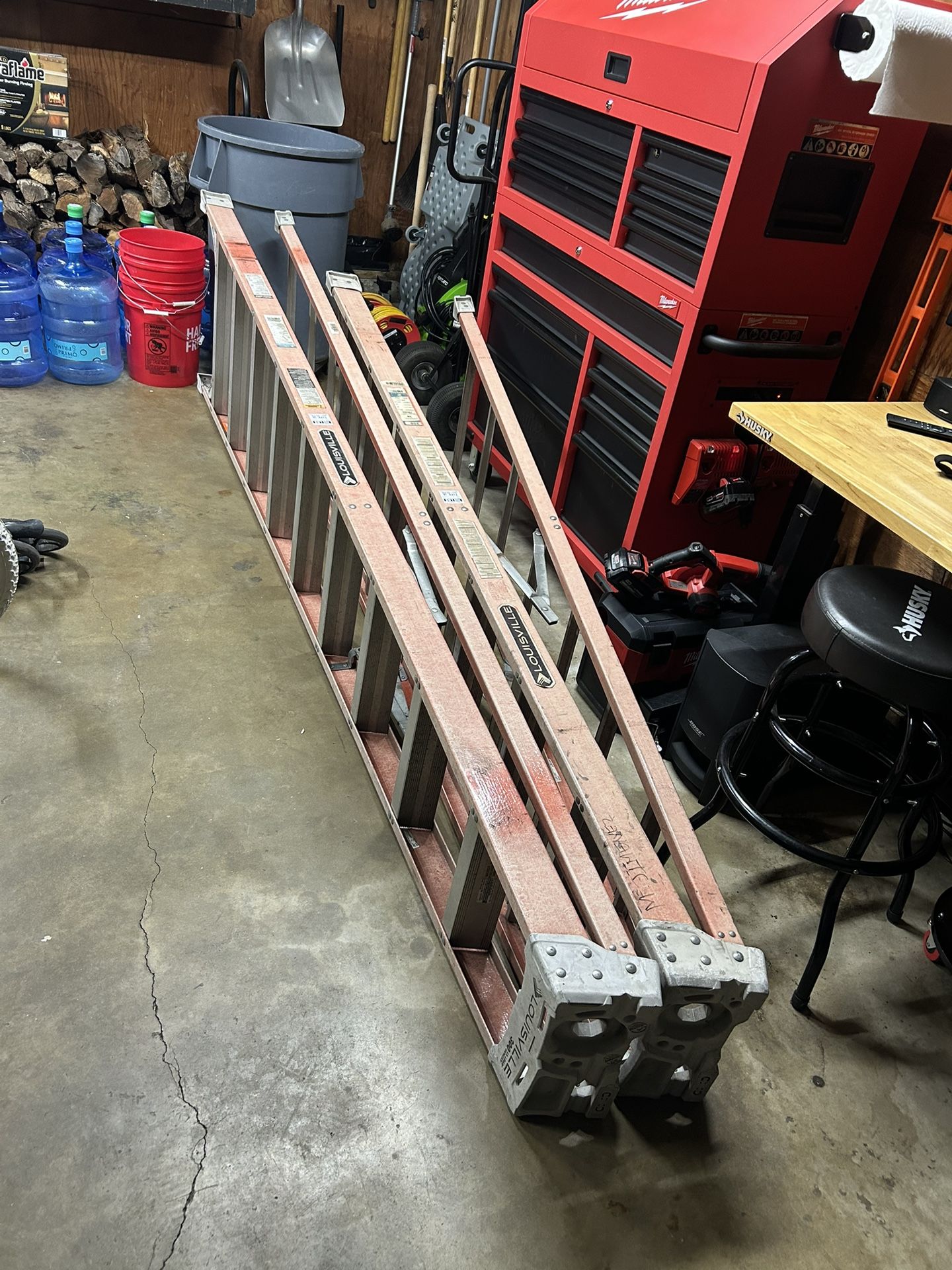 Louisville Step Ladder 