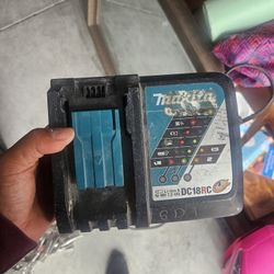 Makita charger