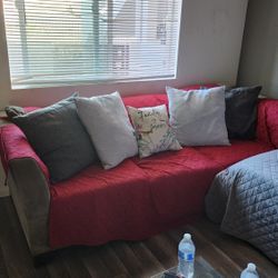 Couch/Sofa