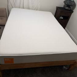 Like New Boring Memory Foam Full Mattress