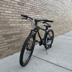 mongoose xr660 mountain bike