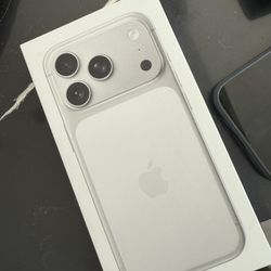 Unlocked iPhone 17 Pro 512gb 