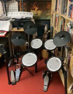 Roland td1mk bundle drumkit electric drums