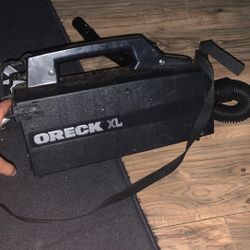 2 Vacuums 