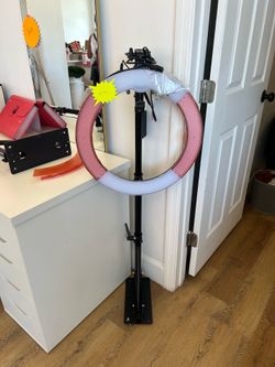 Salon closing-liquidating all things