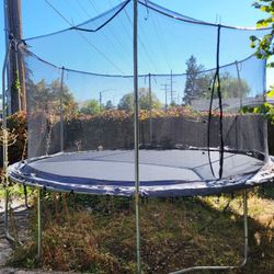 Trampoline