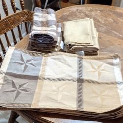Placemats & Napkins 6 Count Each