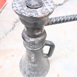 Vintage Jack Stand 