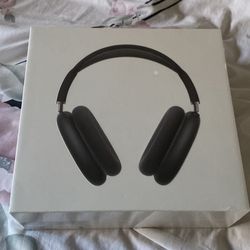 AIRPOD MAX BLACK USB C BRAND NEW SEALED