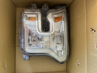 Ford F150 Head Lights Off King Ranch Full LED