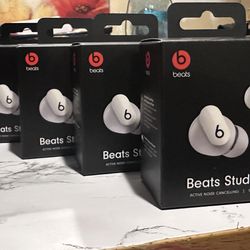 Beats Studio Buds 