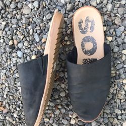 Sorel Ella Mule Size 9  - Very Good Condition