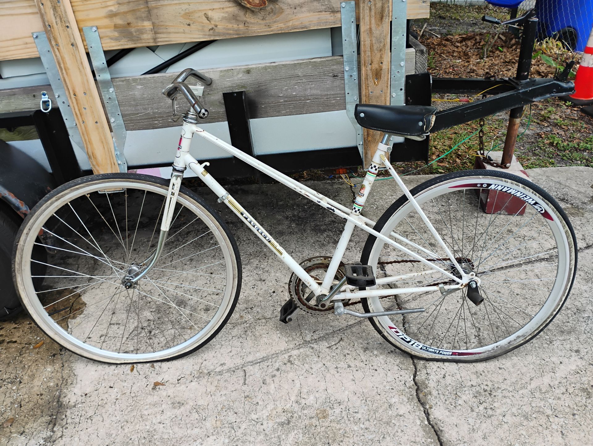 vintage Peugeot Mixte road bicycle