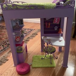 American girl McKenna Loft Bed & Accessories 