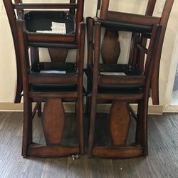 chairs 