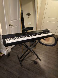 Yamaha P-95 88-Key Weighted Digital Piano – Complete Setup
