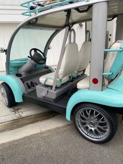 2002 Ford Think “needs batteries”