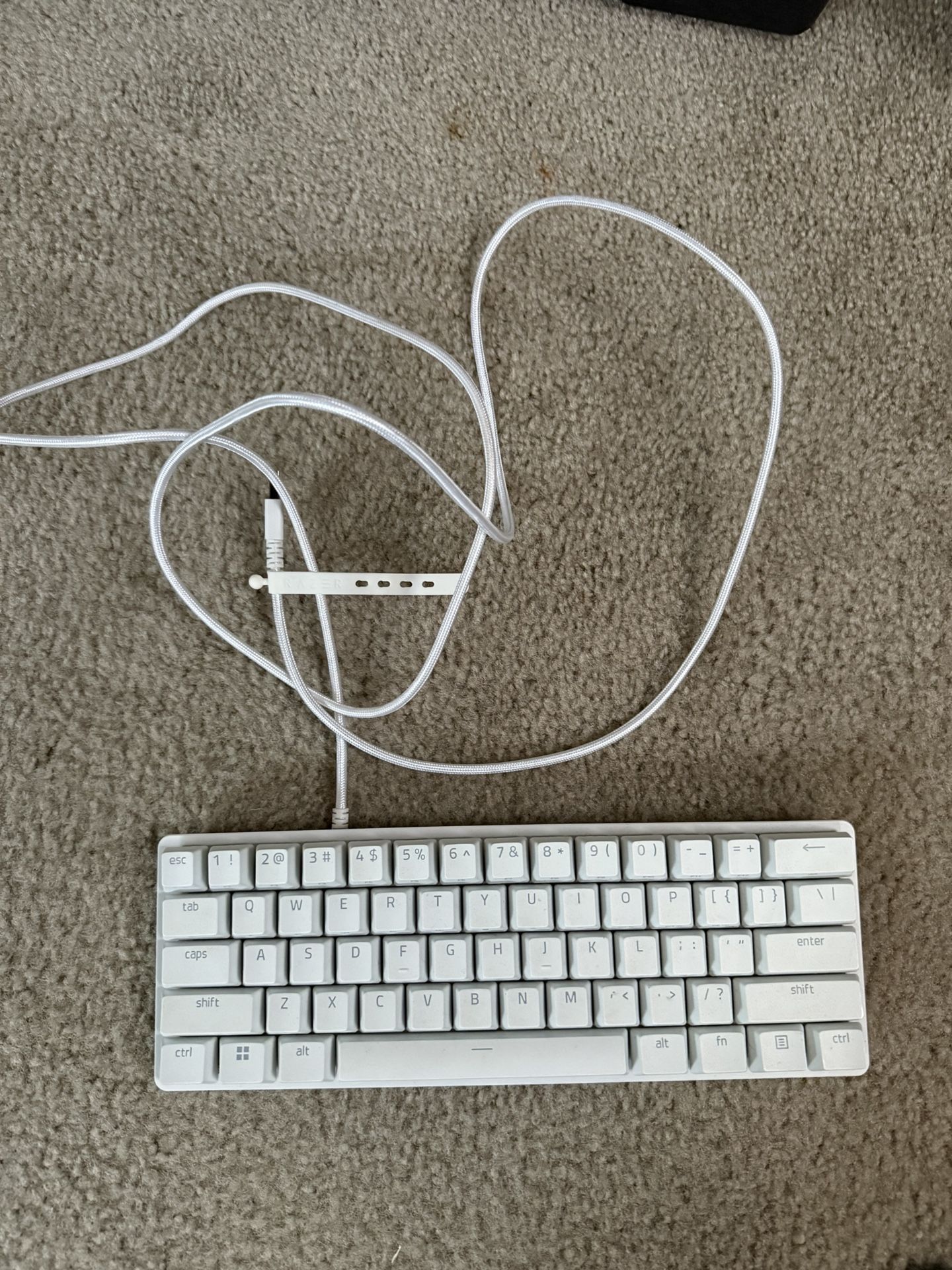 White Razor Huntsmen Mini Keyboard