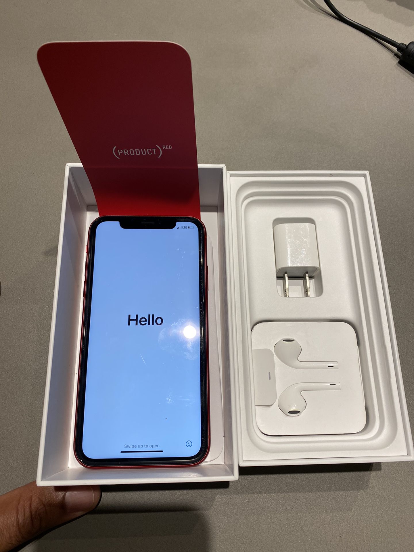 iPhone 64GB XR - RED