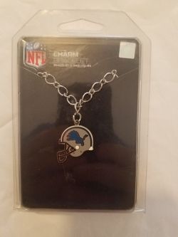 Detroit Lions Helmet Charm Bracelet