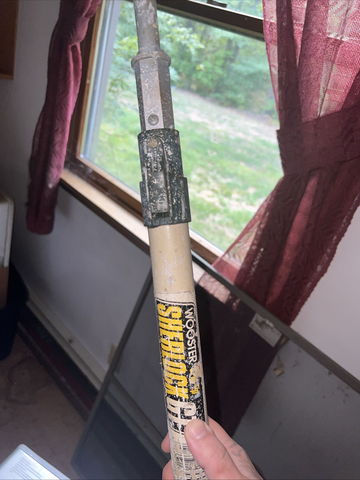 Wooster Genuine Sherlock GT 1'-2' Extension Pole - R097
