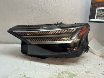 2022 - 2024 AUDI Q4 E TRON Matrix LED Driver Side Headlight Used OEM 89A941035B