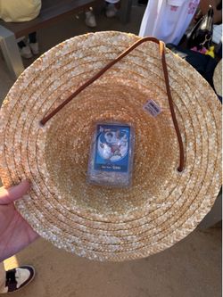2026 One Piece x Dodgers Luffy Hat + Trading Card