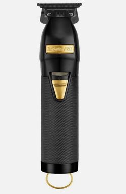 Black babyliss pro trimmer