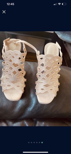 Woman's Leila Wedge Sandals  Size 8  Now 