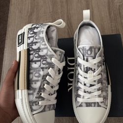 Dior Shoes Raffle‼️‼️