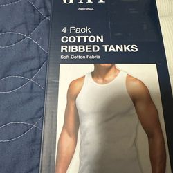 NEW GAP tanks size men’s large 4 pack