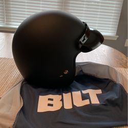 Brand New BILT Motorcycle Helmet Size S