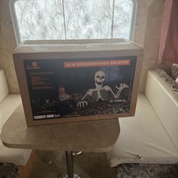 Brand New Asking 60