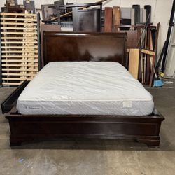Cal King Bed $399