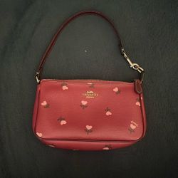 Limited Coach Wristlet With Heart Petal Print