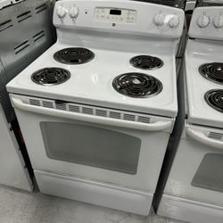 White Electric GE Stove Oven With Warranty