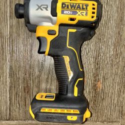 DeWalt 20V XR DCF860 Impact driver (TOOL ONLY)