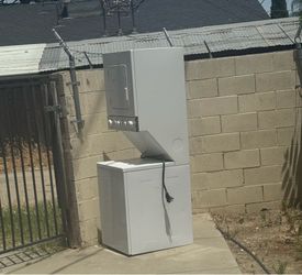 GE WASHER AND DRYER COMBO