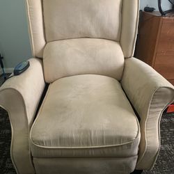 Vibrating Recliner Massage Chair