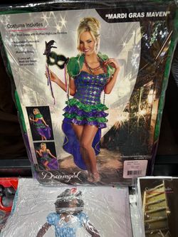 Costume